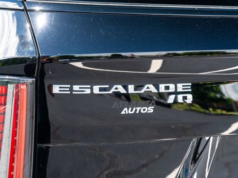 Used 2026 Cadillac Escalade IQ Sport 1 w/ LPO, Floor Liner Package AWD/4WD image 21