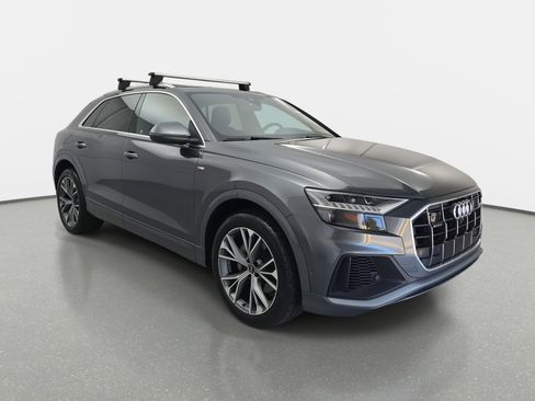 Used 2021 Audi Q8 Premium Plus image 6