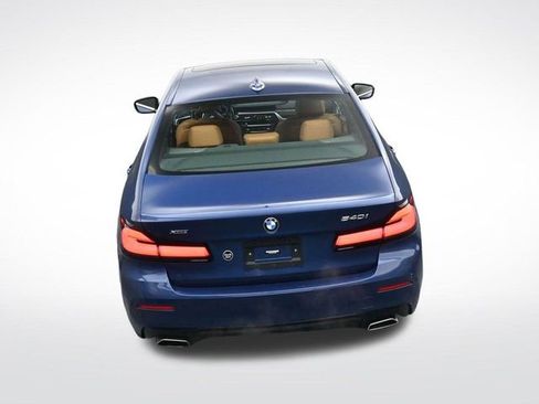 Used 2022 BMW 540i xDrive w/ Premium Package image 25