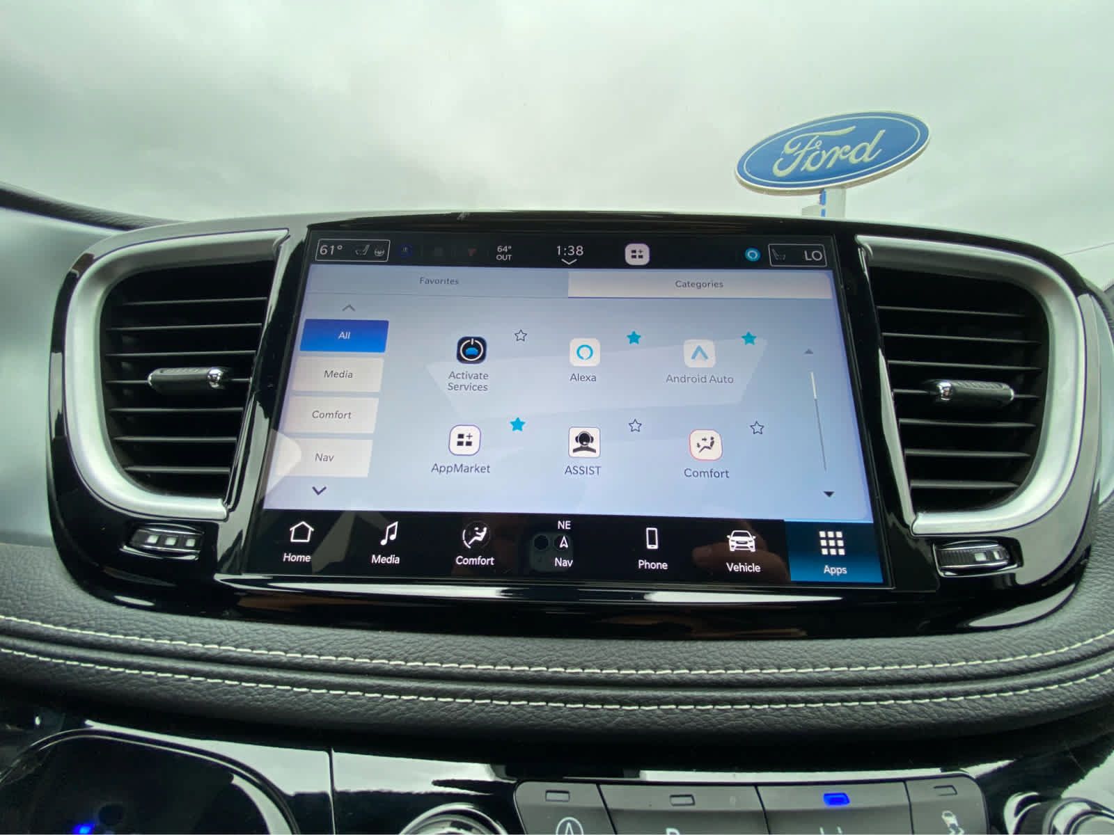 Used 2026 Chrysler Pacifica Limited FWD image 41