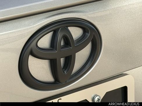 Used 2025 Toyota RAV4 Limited FWD image 12