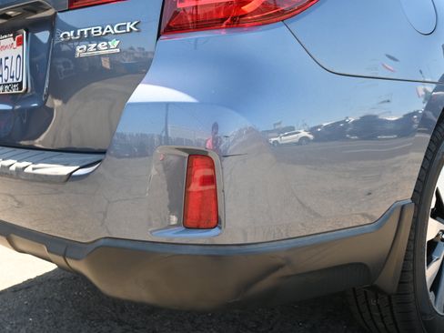 Used 2016 Subaru Outback 2.5i Limited w/ Popular Package #4 AWD/4WD image 13