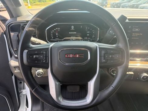 Used 2023 GMC Sierra 1500 SLE w/ X31 Off-Road Package AWD/4WD image 18