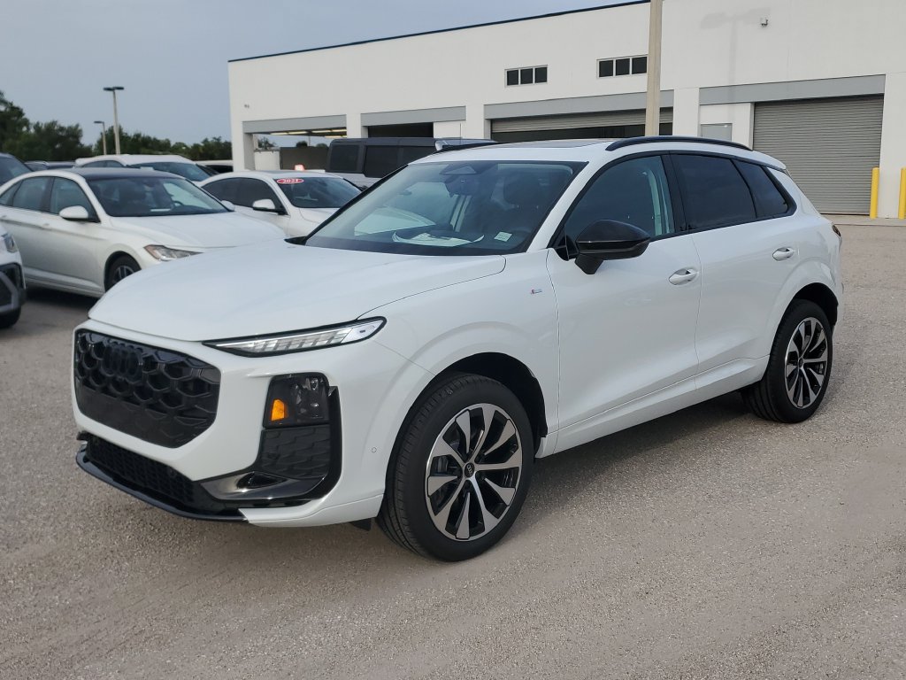 New 2026 Audi Q3 quattro 2.0T AWD/4WD image 9