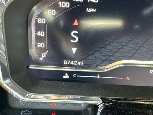 Used 2024 GMC Sierra 1500 Elevation image 33