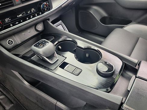 Certified 2023 Nissan Rogue SV w/ SV Premium B Package image 15