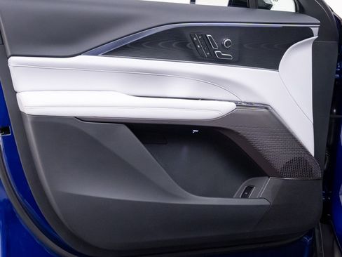 New 2026 Cadillac Lyriq Sport image 12