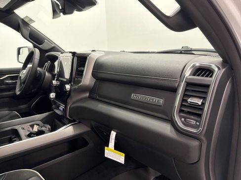 New 2026 RAM 1500 Laramie w/ Laramie Preferred Package AWD/4WD image 16