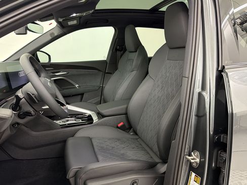 New 2026 Audi SQ5 Premium Plus AWD/4WD image 5