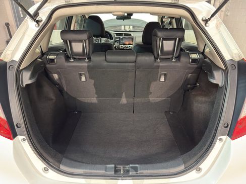 Used 2018 Honda Fit EX image 30