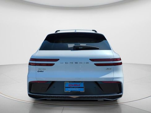 Used 2026 Genesis GV70 2.5T AWD/4WD image 6