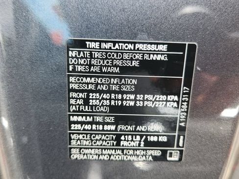 Used 2005 Chrysler Crossfire Limited RWD image 32