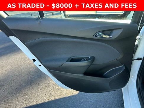 Used 2018 Chevrolet Cruze LT w/ Convenience Package image 13