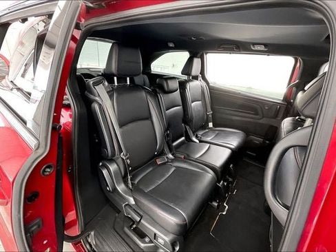 Certified 2024 Honda Odyssey Sport image 19