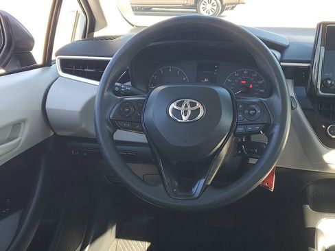 Certified 2023 Toyota Corolla LE image 25