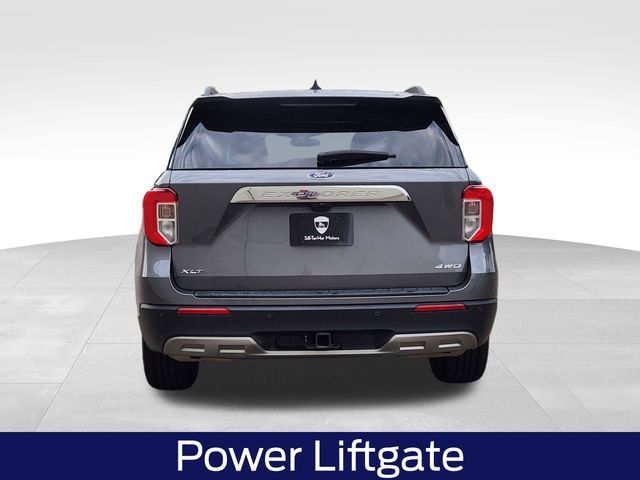 Certified 2023 Ford Explorer XLT w/ Equipment Group 202A AWD/4WD image 8