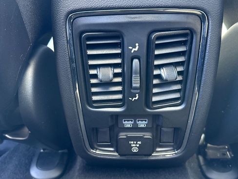 Used 2021 Jeep Grand Cherokee Limited w/ Sun & Sound Group image 19