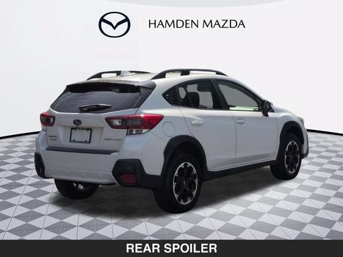 Used 2021 Subaru Crosstrek 2.0i Premium AWD/4WD image 3