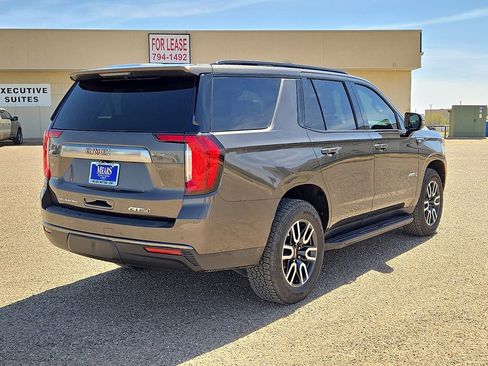 Used 2021 GMC Yukon AT4 w/ Rear Media and Nav Package image 5
