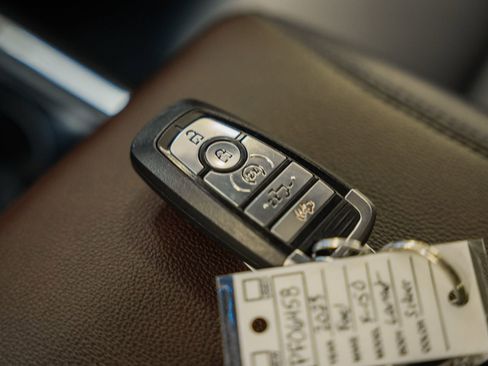 Used 2023 Ford F150 Lariat w/ Equipment Group 502A High image 57