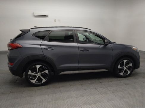 Used 2018 Hyundai Tucson Value w/ Cargo Package FWD image 10