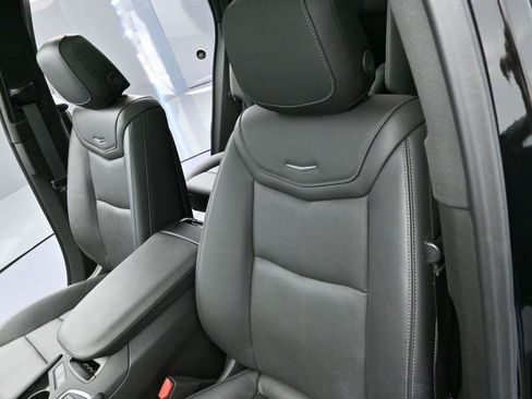 Used 2024 Cadillac XT6 Premium Luxury w/ LPO, Floor Liner Package AWD/4WD image 16