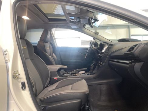 Used 2022 Subaru Crosstrek 2.5i Sport w/ Moonroof Package image 21