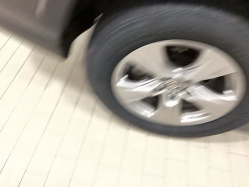 Used 2025 Toyota RAV4 XLE AWD/4WD image 22
