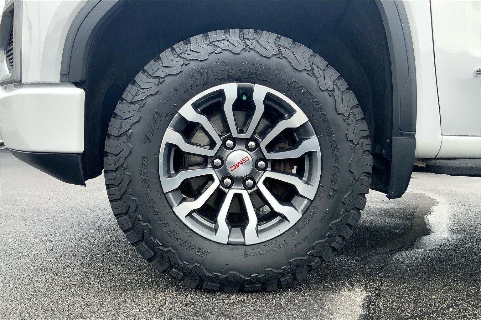 Used 2021 GMC Sierra 1500 AT4 w/ AT4 Premium Package AWD/4WD image 8