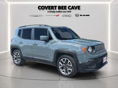 Used 2018 Jeep Renegade Latitude w/ UConnect 8.4 Nav Group