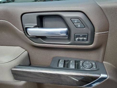 Used 2023 Chevrolet Silverado 2500 LTZ w/ LTZ Premium Package AWD/4WD image 29