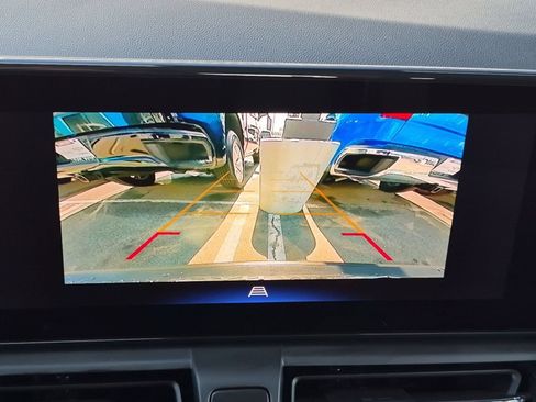 Used 2024 Chevrolet TrailBlazer LS FWD image 19