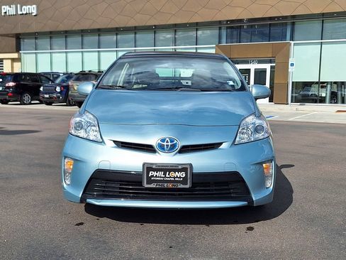 Used 2015 Toyota Prius Three w/ Solar Roof Package FWD image 8