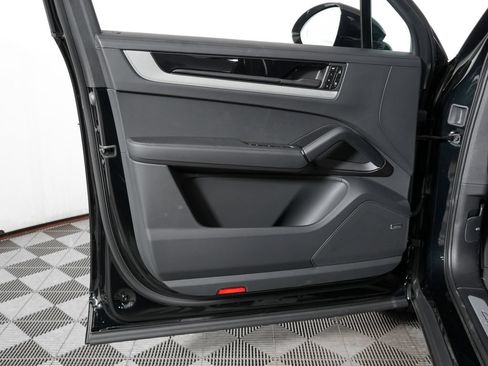 New 2026 Porsche Cayenne S AWD/4WD image 15