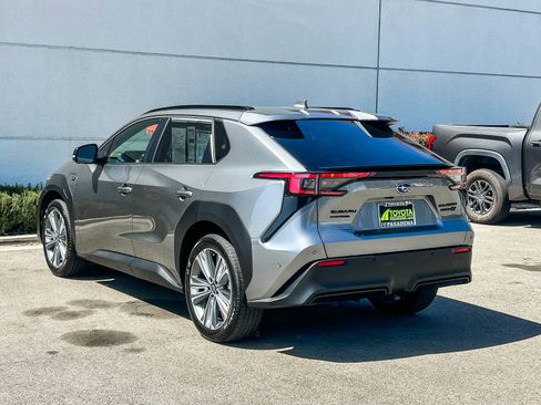 Used 2025 Subaru Solterra image 8