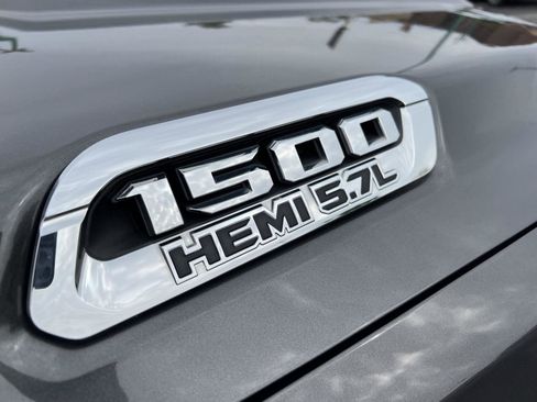 Used 2020 RAM 1500 Laramie AWD/4WD image 3