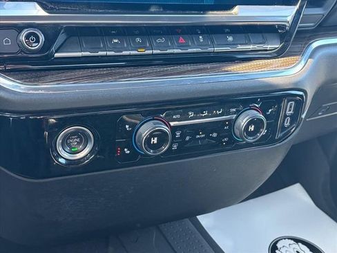 Used 2023 Chevrolet Silverado 1500 LT w/ Protection Package image 18