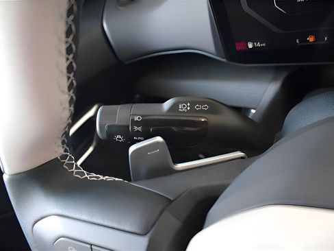 New 2025 Kia K4 GT-Line image 12