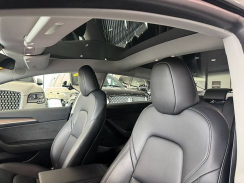 Used 2023 Tesla Model 3 Standard Range RWD image 7