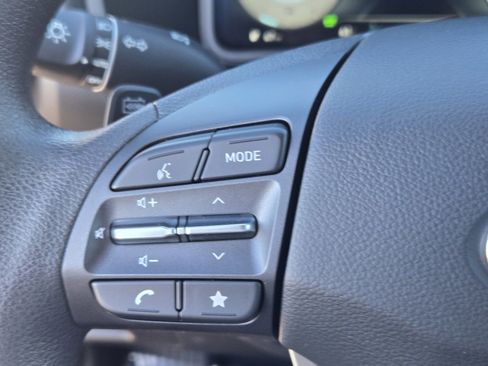 Certified 2023 Hyundai Kona SE image 26