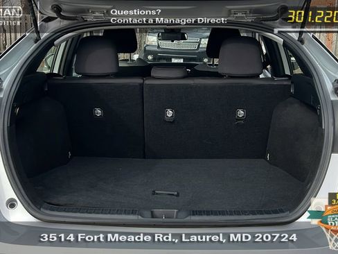 Used 2022 Toyota Prius LE image 15