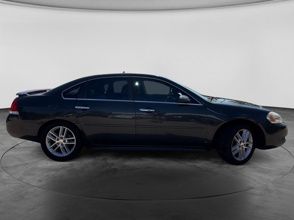 Used 2013 Chevrolet Impala LTZ FWD image 11