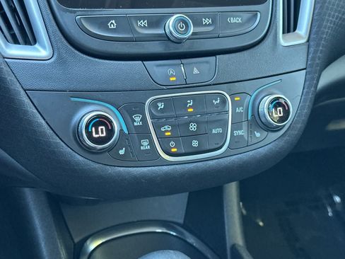 Used 2024 Chevrolet Malibu LT FWD image 20
