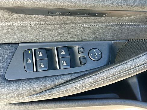 Used 2022 BMW 530i w/ M Sport Package image 15