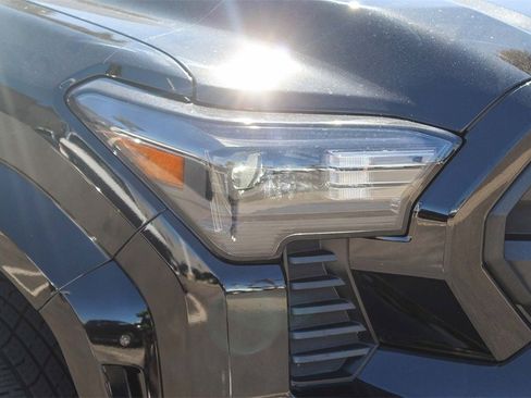 Used 2024 Toyota Tacoma SR5 image 8