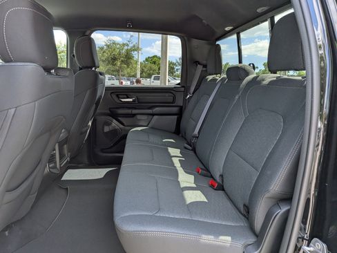 New 2026 RAM 1500 Express AWD/4WD image 13