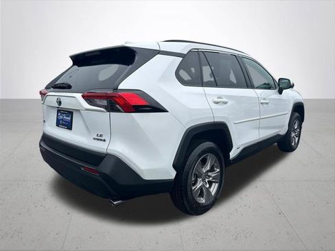 Certified 2024 Toyota RAV4 LE AWD/4WD image 8