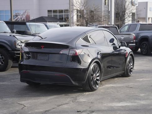 Used 2023 Tesla Model Y Performance image 6