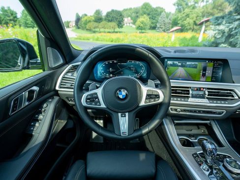 Used 2021 BMW X5 M50i AWD/4WD image 14
