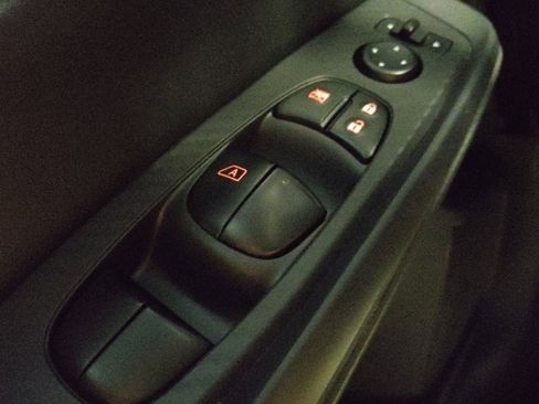 Used 2024 Nissan Sentra S image 27